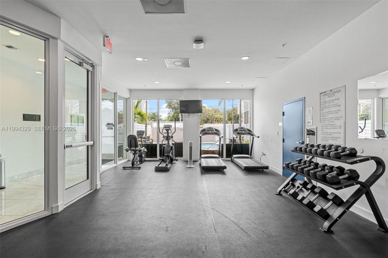 1850 Monroe St , Unit 310, Hollywood, FL 33020 Photo