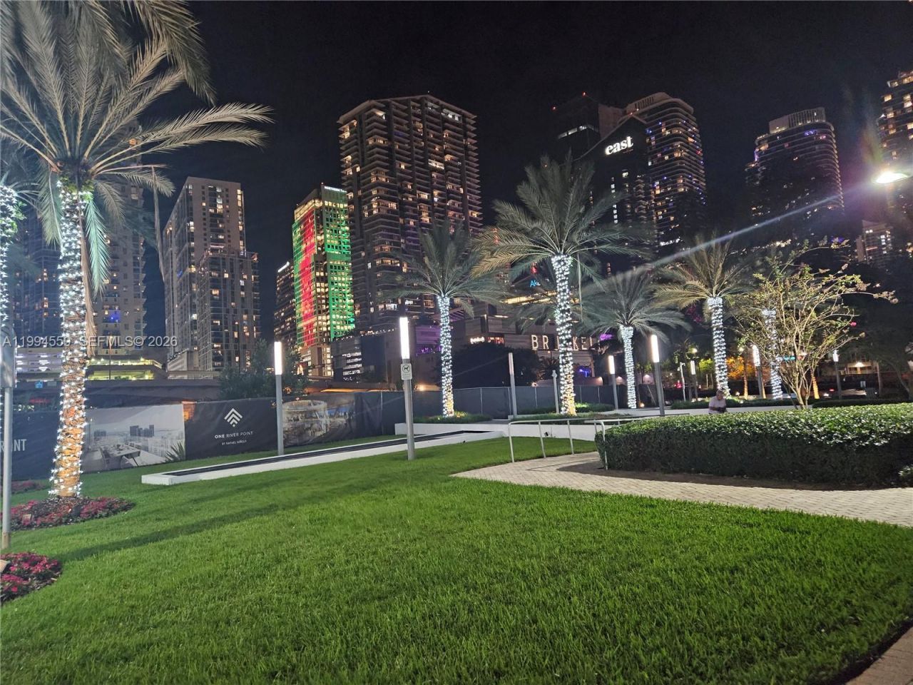 350 S Miami Ave , Unit 2714, Miami, FL 33130 Photo