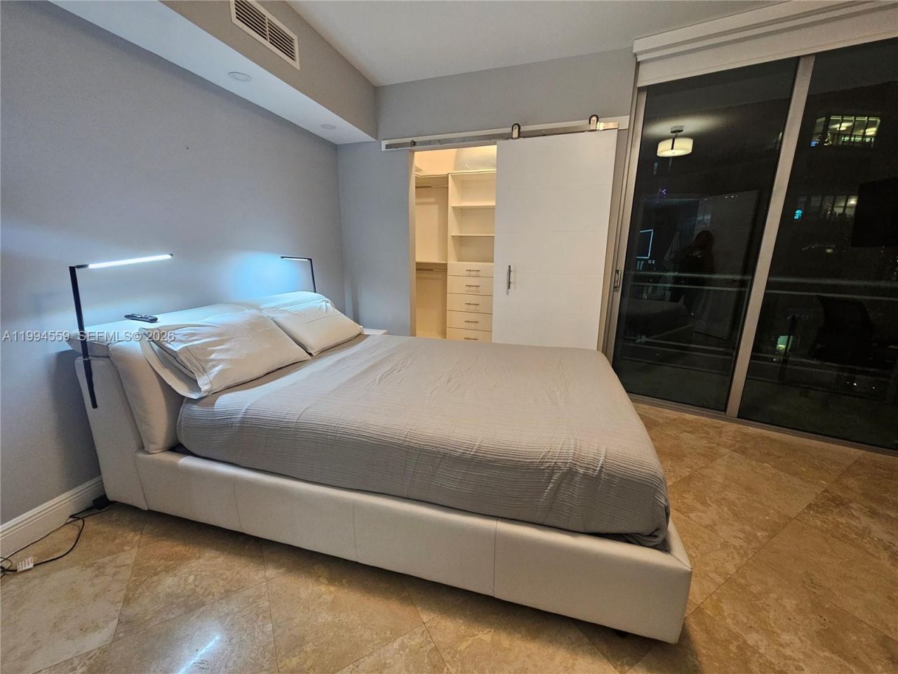 350 S Miami Ave , Unit 2714, Miami, FL 33130 Photo