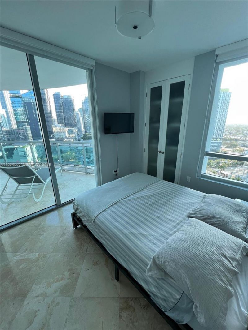 350 S Miami Ave , Unit 2714, Miami, FL 33130 Photo