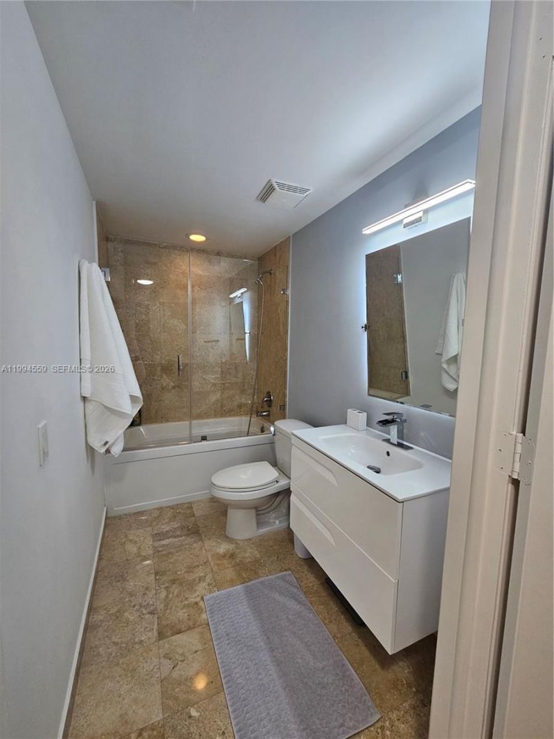 350 S Miami Ave , Unit 2714, Miami, FL 33130 Photo