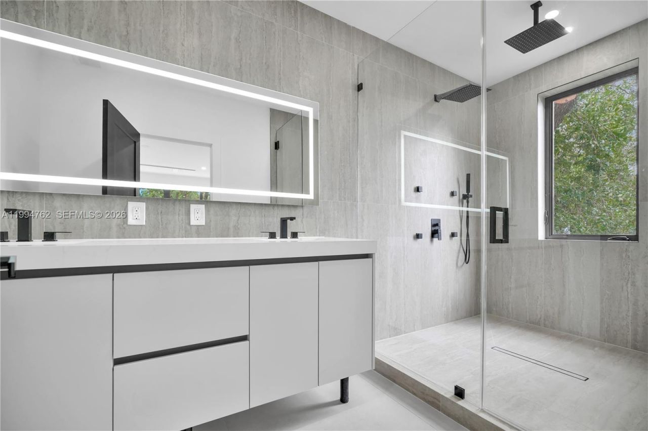 5116 NW 3rd Ave, Miami, FL 33127 Photo