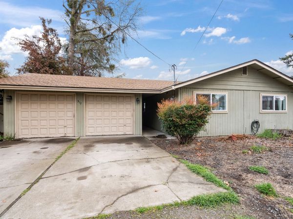 317 Highland Drive, Medford, OR 97504