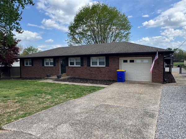 179 Cambridge Circle , Rockfield, KY 42274