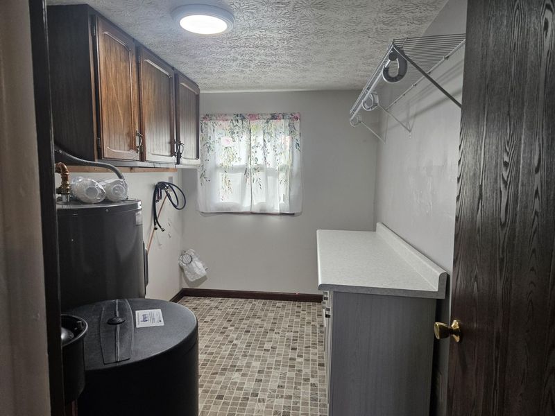 519 Moorefield Road, Springfield, OH 45502 Photo 13