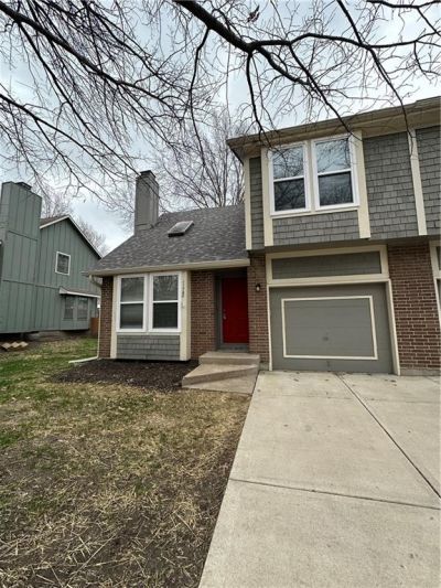 11743 Oakmont Street, Overland Park, KS 66210 Main Photo