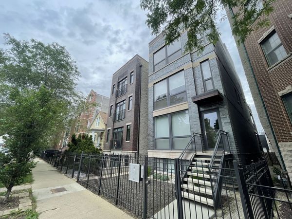 2848 N DAMEN Avenue, Unit 3, Chicago, IL 60618