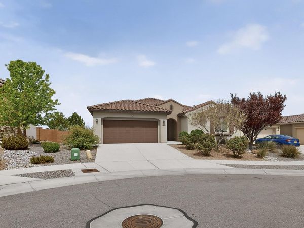 8752 Abierto Vista Circle NW, Albuquerque, NM 87120