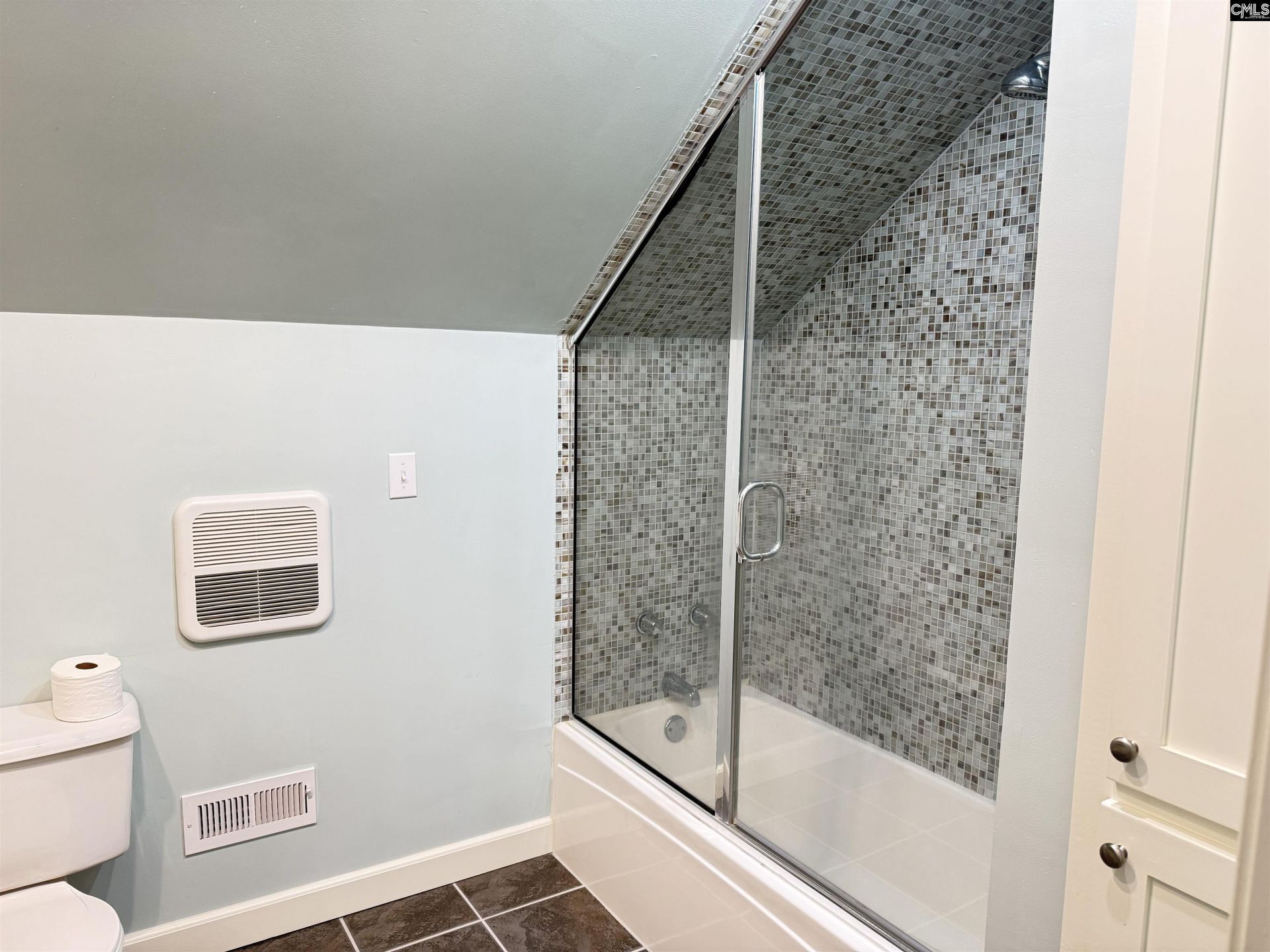 1917 Mchardy Street Photo 18