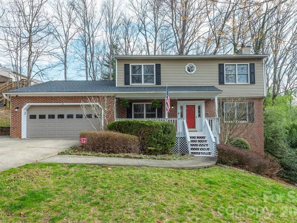 46 Foxberry Drive, Arden, NC 28704