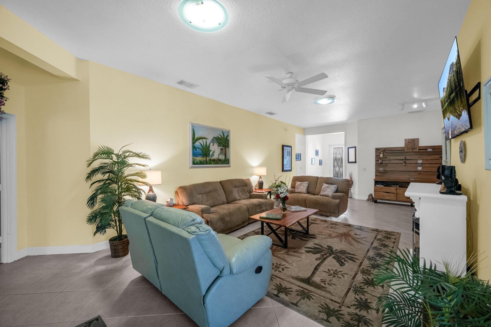 580 NE Canoe Park Circle, Port Saint Lucie, FL 34983 Photo