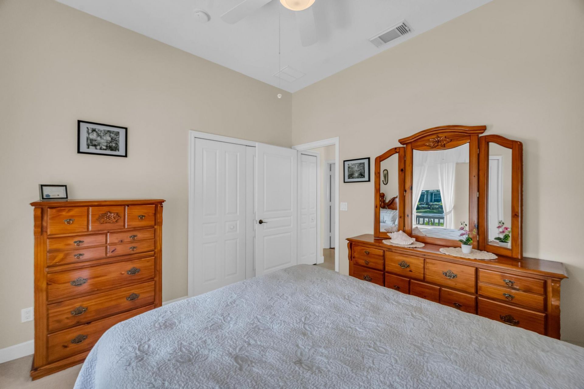 580 NE Canoe Park Circle, Port Saint Lucie, FL 34983 Photo