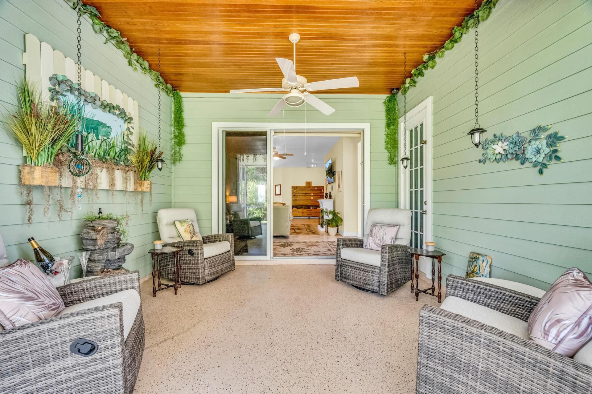 580 NE Canoe Park Circle, Port Saint Lucie, FL 34983 Photo