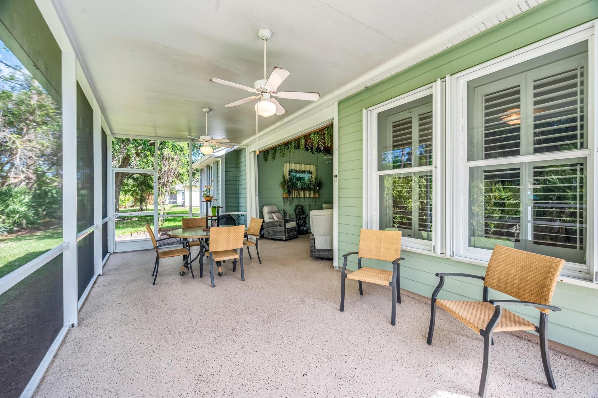 580 NE Canoe Park Circle, Port Saint Lucie, FL 34983 Photo