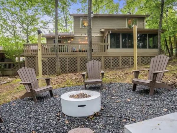 113 PINEY LN, MCGAHEYSVILLE, VA 22840