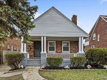 18061 Kentucky Street , Detroit, MI 48221