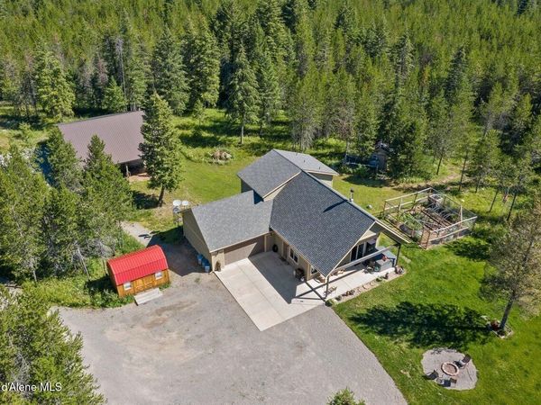 10209 E Snowy LN , Athol, ID 83801