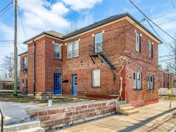 1210 S Newstead Avenue, St Louis, MO 63110