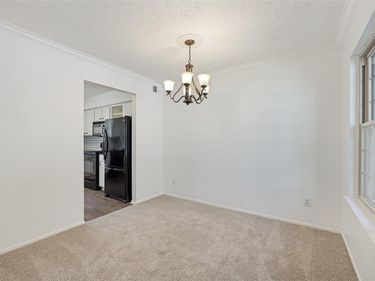 5300 Keller Springs, Unit 1086, Dallas, TX 75248