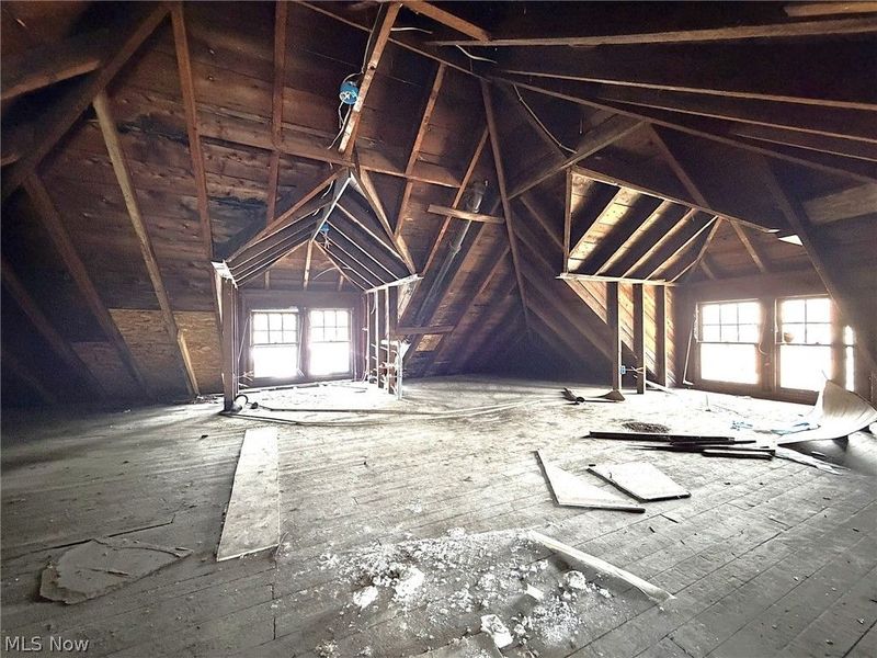 10712 Grantwood Avenue, Cleveland, OH 44108 Photo 20