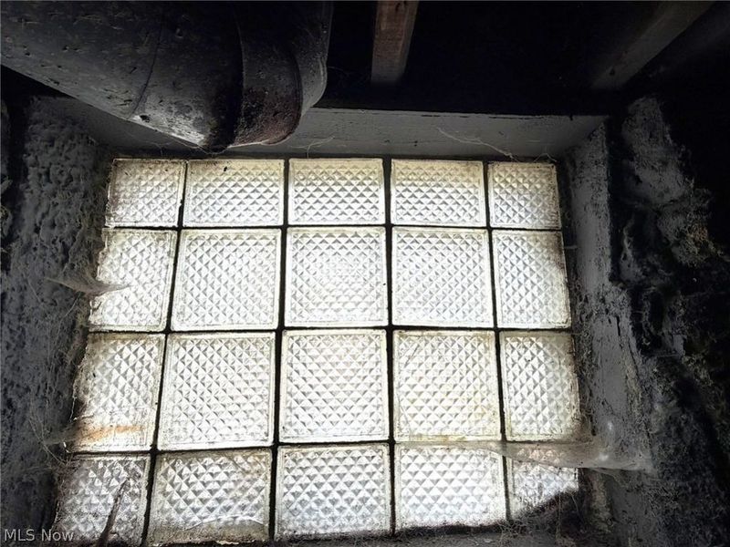 10712 Grantwood Avenue, Cleveland, OH 44108 Photo 24