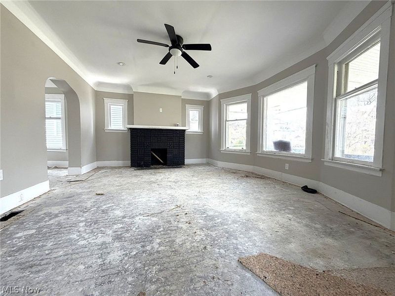 10712 Grantwood Avenue, Cleveland, OH 44108 Photo 9