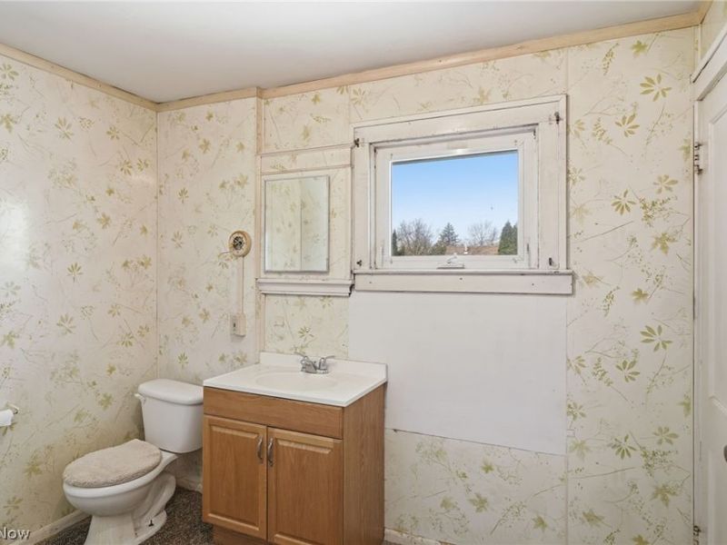 2860 Hudson Drive, Cuyahoga Falls, OH 44221 Photo 29