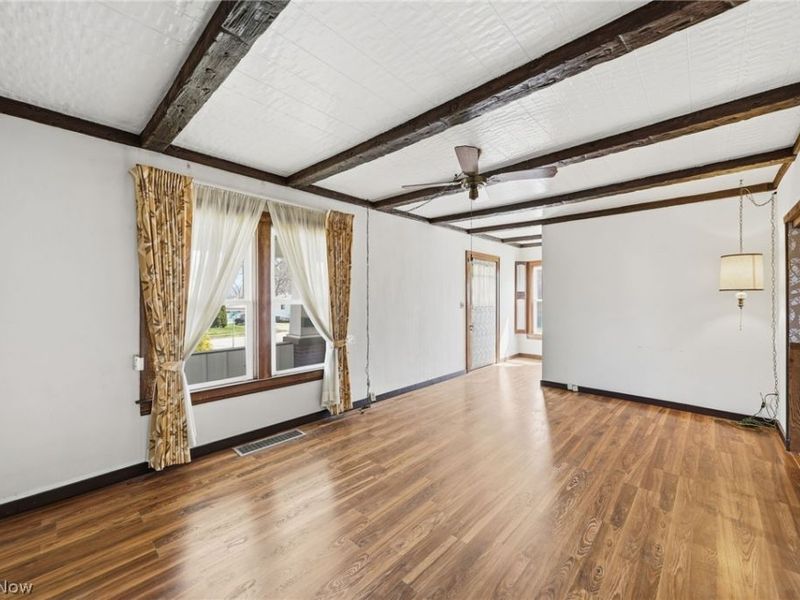 2860 Hudson Drive, Cuyahoga Falls, OH 44221 Photo 3