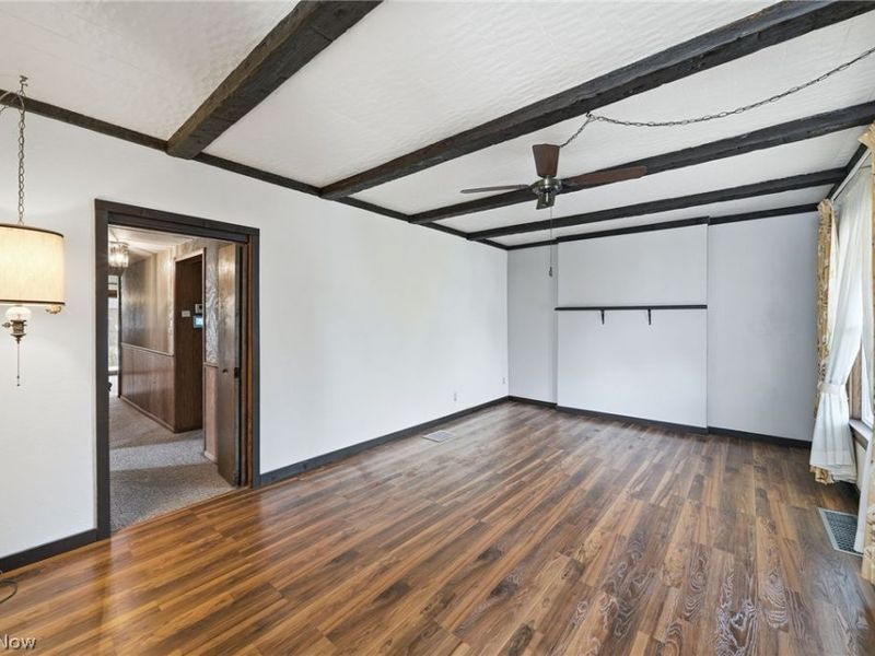 2860 Hudson Drive, Cuyahoga Falls, OH 44221 Photo 4