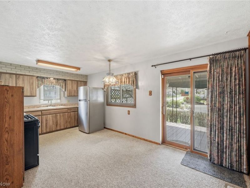 2860 Hudson Drive, Cuyahoga Falls, OH 44221 Photo 8