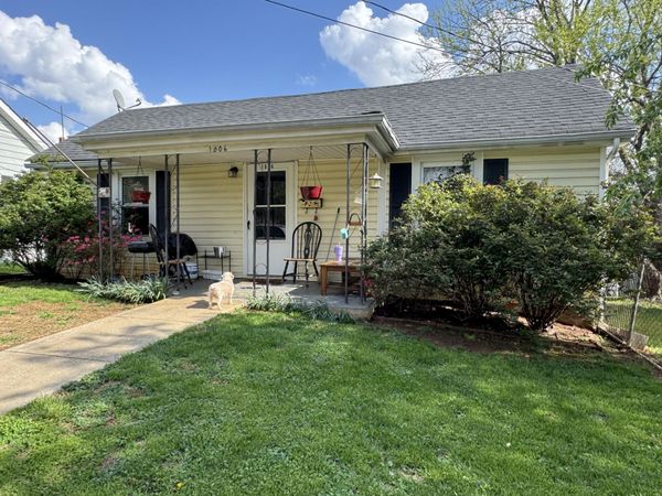 1006 Madison ST, Bedford, VA 24523