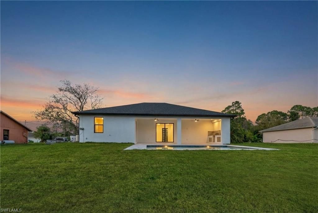 106 Hamilton Ave , Lehigh Acres, FL 33936 Photo