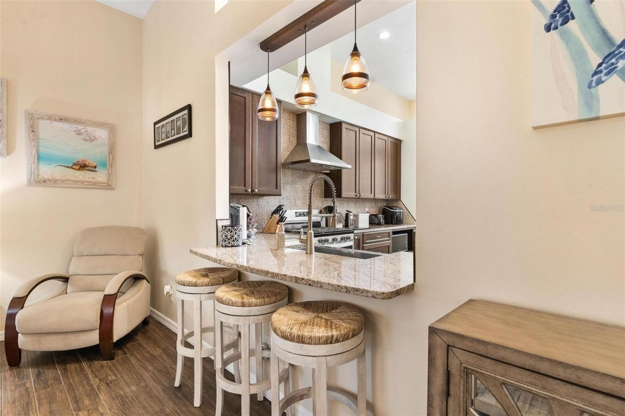 6071 Sailboat Avenue, Tavares, FL 32778 Photo