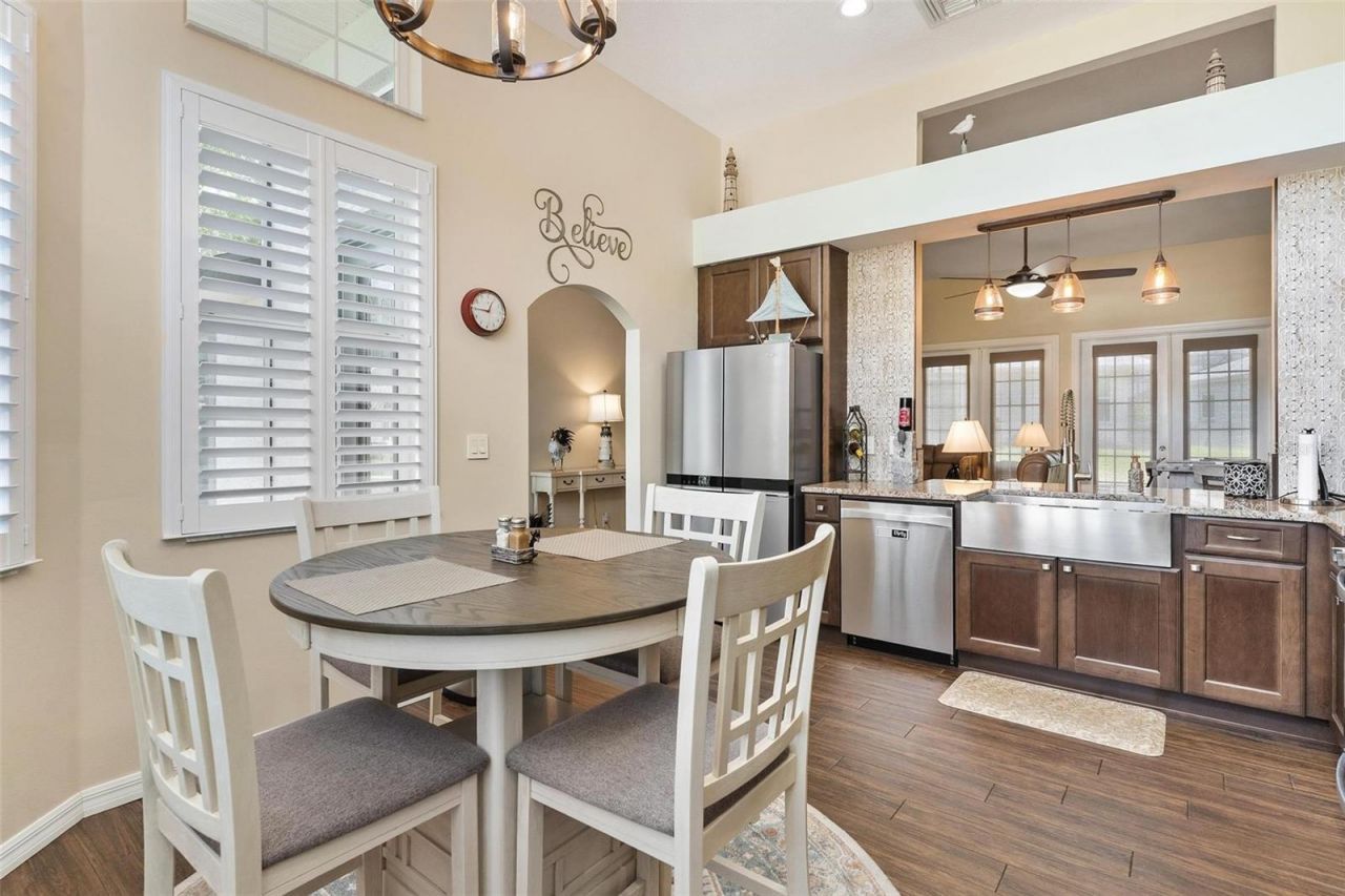 6071 Sailboat Avenue, Tavares, FL 32778 Photo