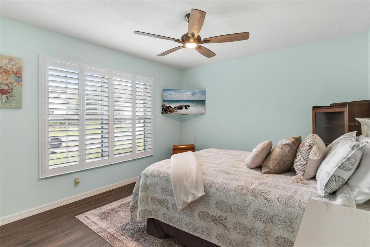 6071 Sailboat Avenue, Tavares, FL 32778 Photo