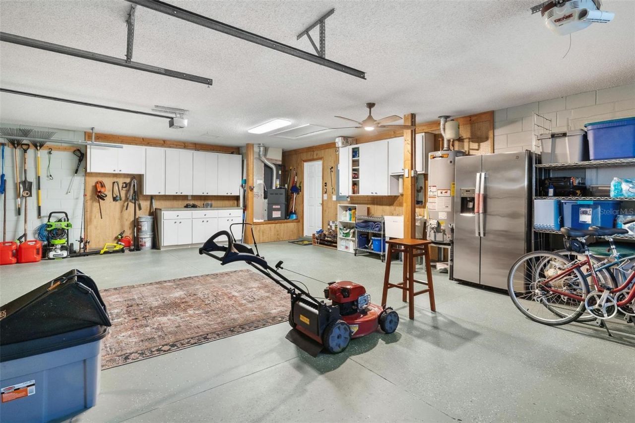 6071 Sailboat Avenue, Tavares, FL 32778 Photo