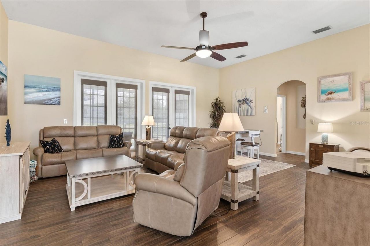 6071 Sailboat Avenue, Tavares, FL 32778 Photo