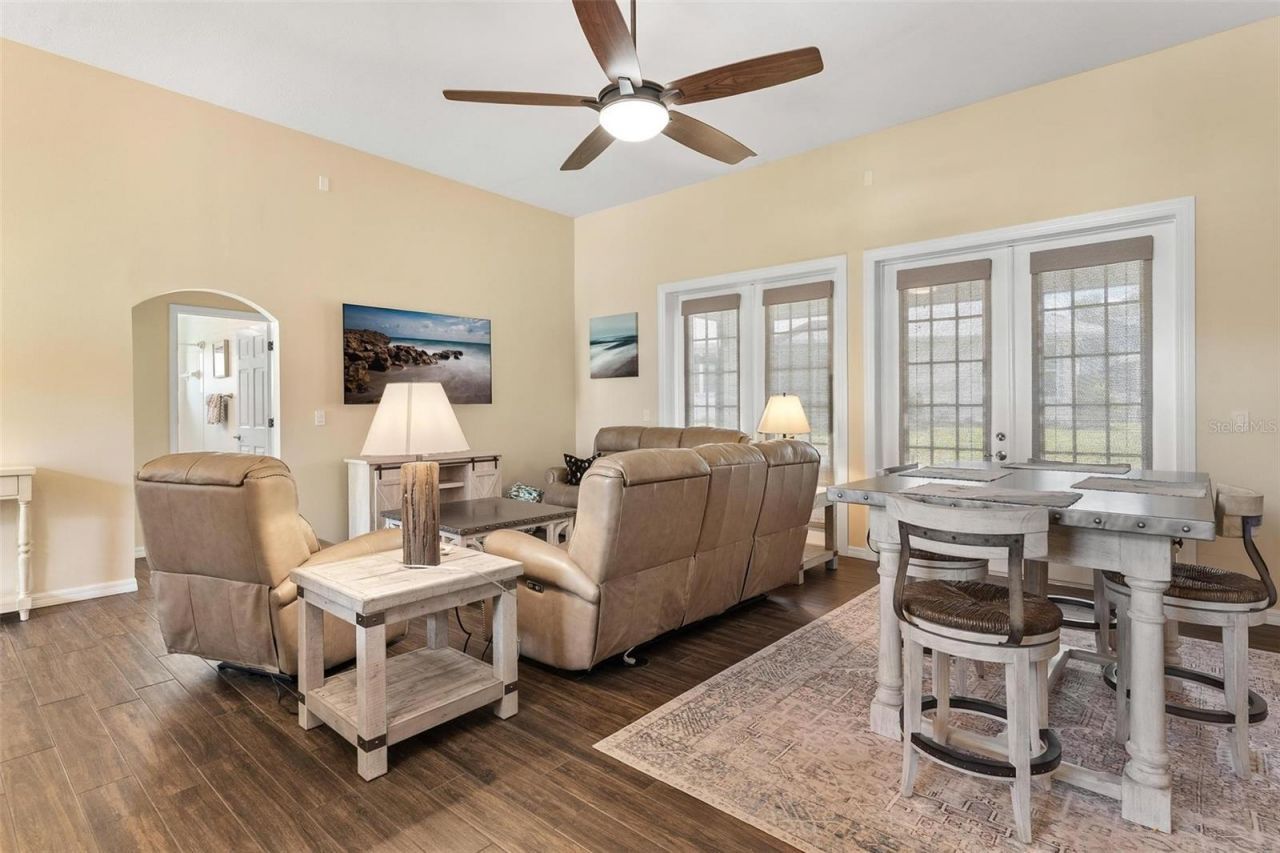 6071 Sailboat Avenue, Tavares, FL 32778 Photo