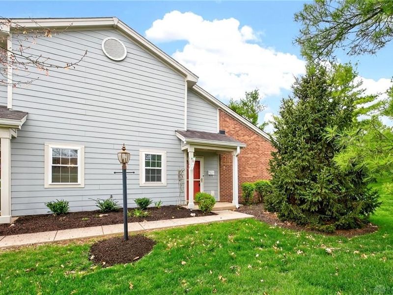 6644 Wareham Court, Washington Township, OH 45459 Photo 2