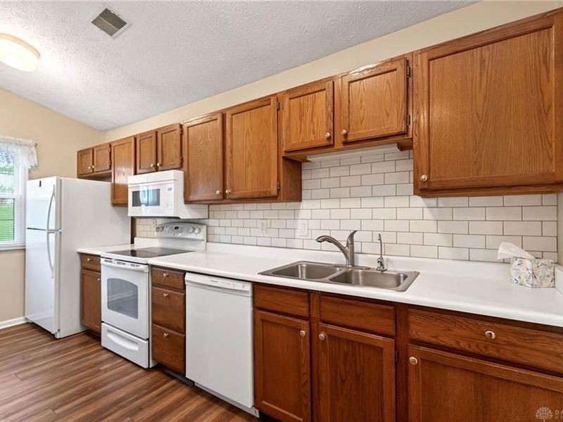 6644 Wareham Court, Washington Township, OH 45459 Photo 8