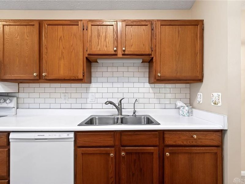 6644 Wareham Court, Washington Township, OH 45459 Photo 9