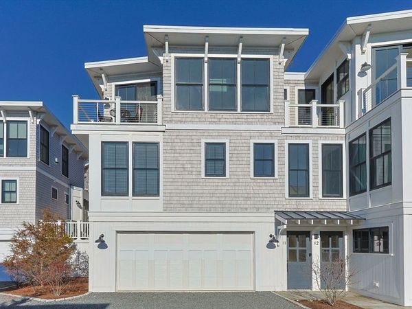 350 Bradford St, Unit 11, Provincetown, MA 02657