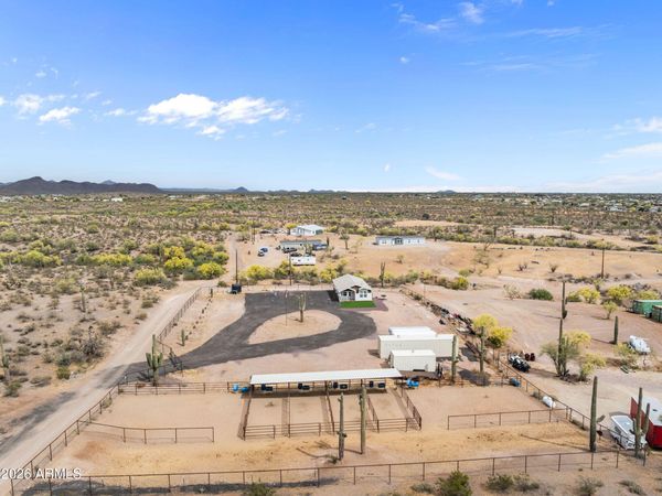 41711 N US HWY 60, Morristown, AZ 85342