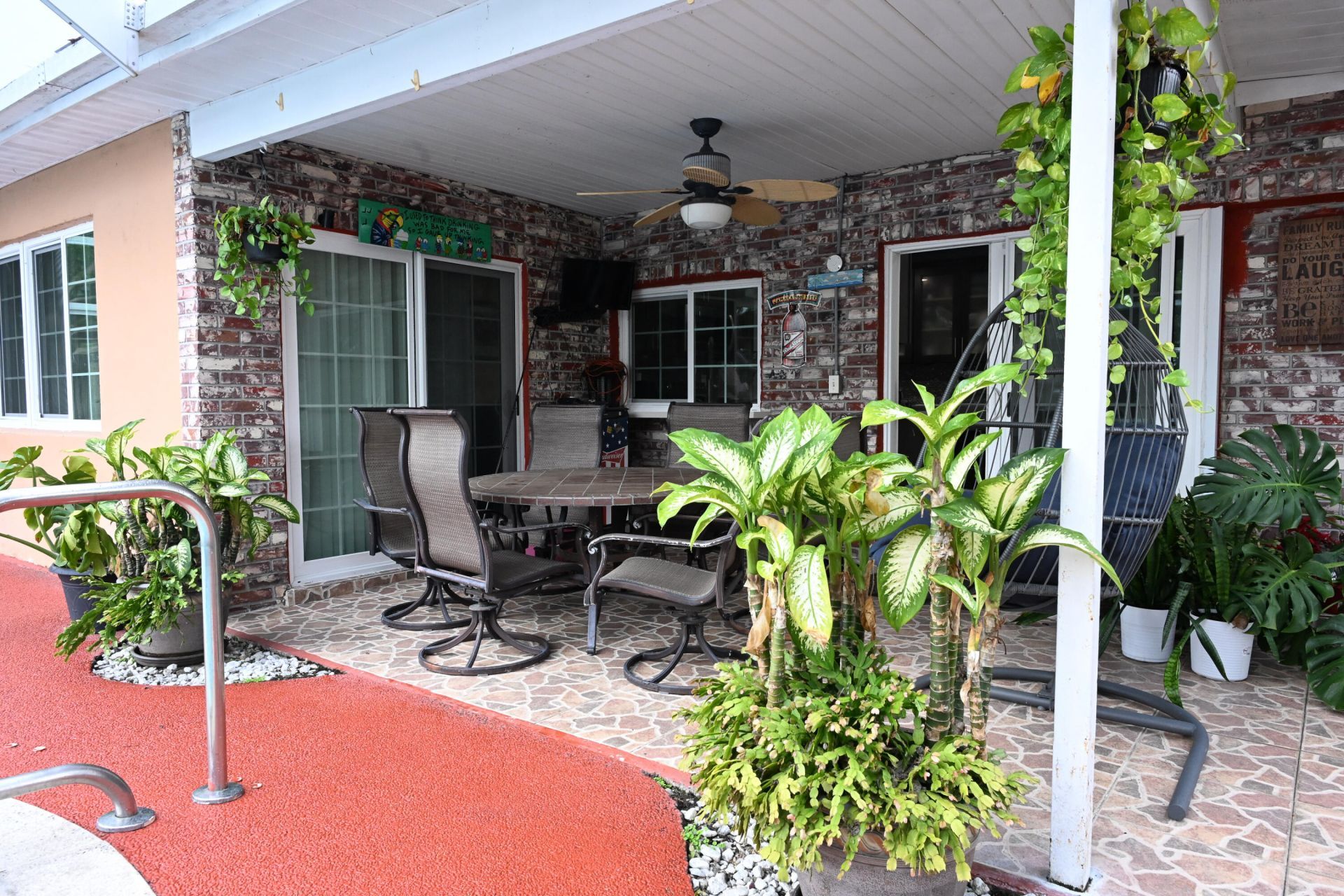 8610 NW 27th Place, Sunrise, FL 33322 Photo