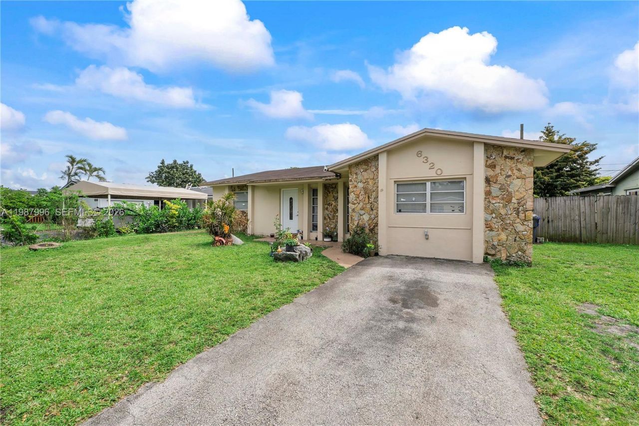 6320 Sherman St , Hollywood, FL 33024 Photo