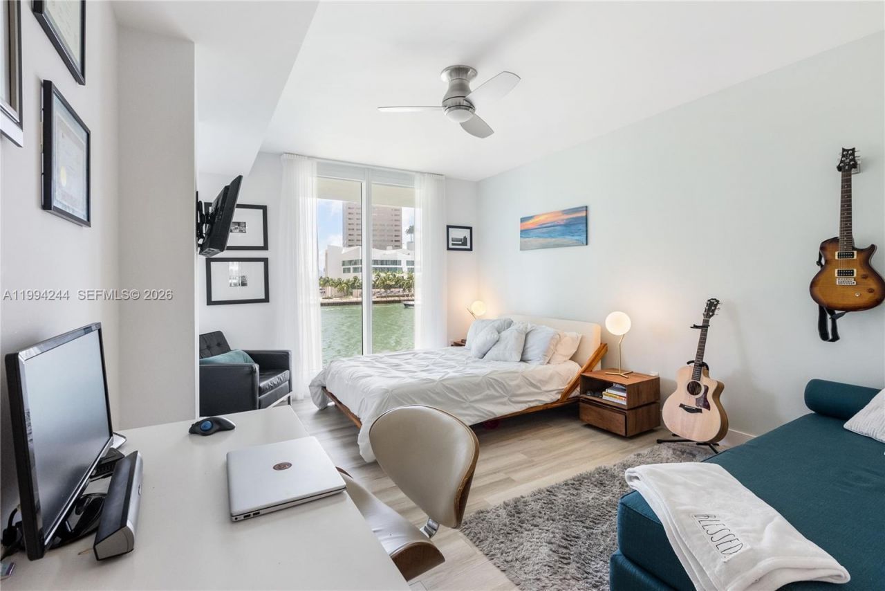 901 Brickell Key Blvd , Unit 305, Miami, FL 33131 Photo