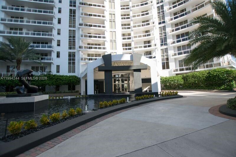 901 Brickell Key Blvd , Unit 305, Miami, FL 33131 Photo