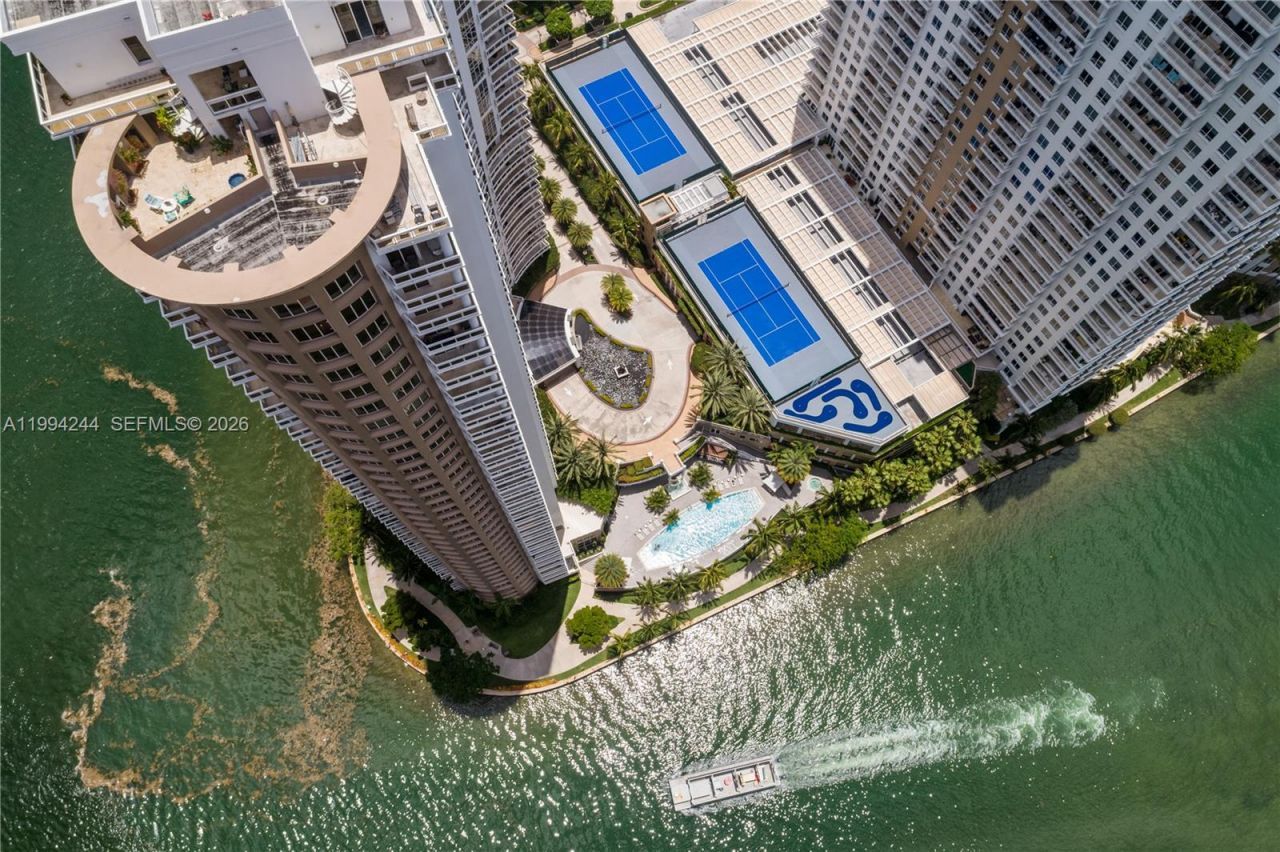 901 Brickell Key Blvd , Unit 305, Miami, FL 33131 Photo