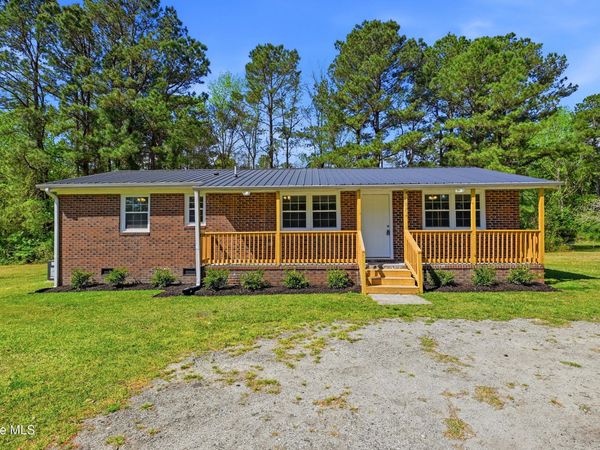 387 Porter Road , Currie, NC 28435