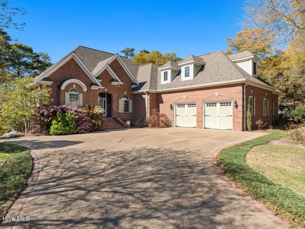 281 Lockwood Lane SW, Supply, NC 28462